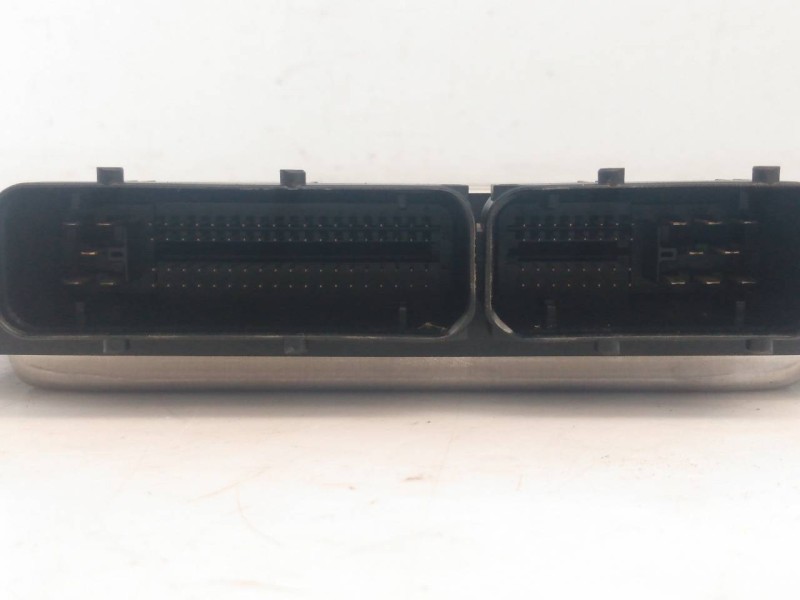 Recambio de centralita motor uce para volkswagen passat berlina (3b3) advance referencia OEM IAM 038906019KD 0281011205 E2-A1-40