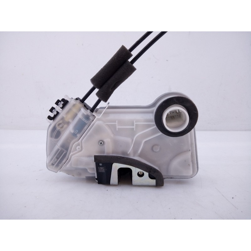 Recambio de cerradura puerta delantera derecha para toyota prius+ eco referencia OEM IAM D500518144  E2-B4-61-2