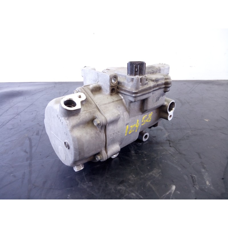 Recambio de compresor aire acondicionado para toyota prius+ eco referencia OEM IAM ES1210358  P3-A1-13-2