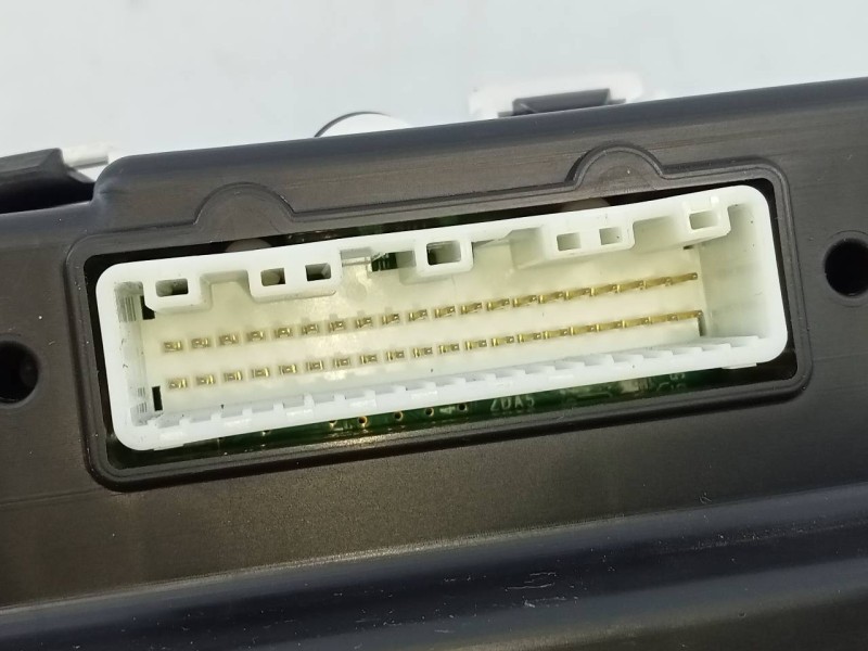 Recambio de cuadro instrumentos para toyota prius+ eco referencia OEM IAM 8380047F52 644900 E3-B2-14-4