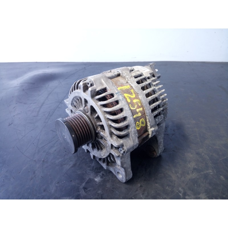 Recambio de alternador para renault master kasten l1h2 hka 3,3t referencia OEM IAM 231008137R A003T20481 P3-A5-18-1