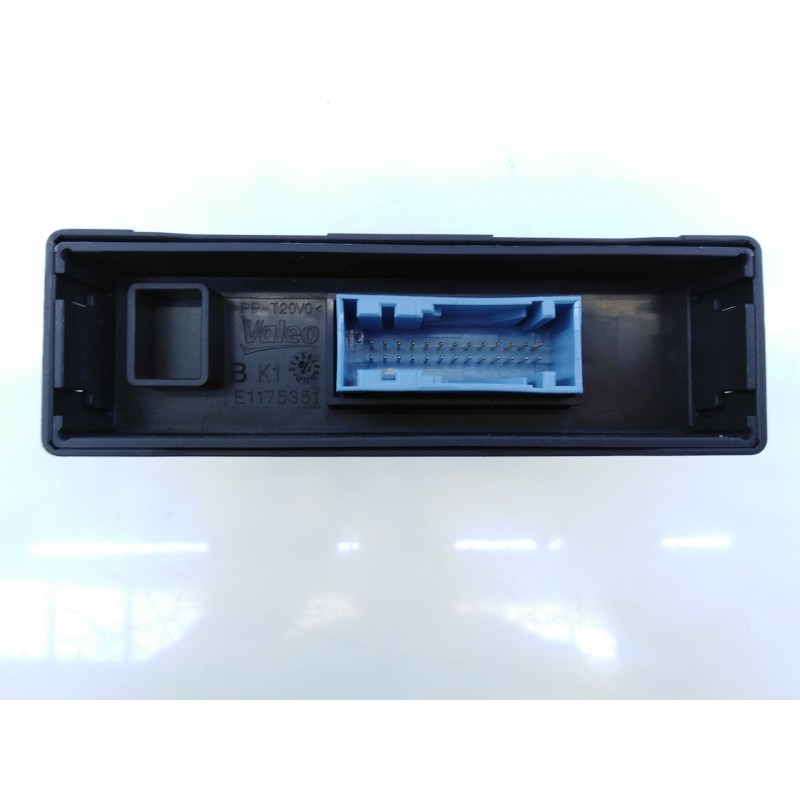 Recambio de modulo electronico para peugeot 208 (p2) allure referencia OEM IAM 9838568380 E1174509 E3-B2-47-4