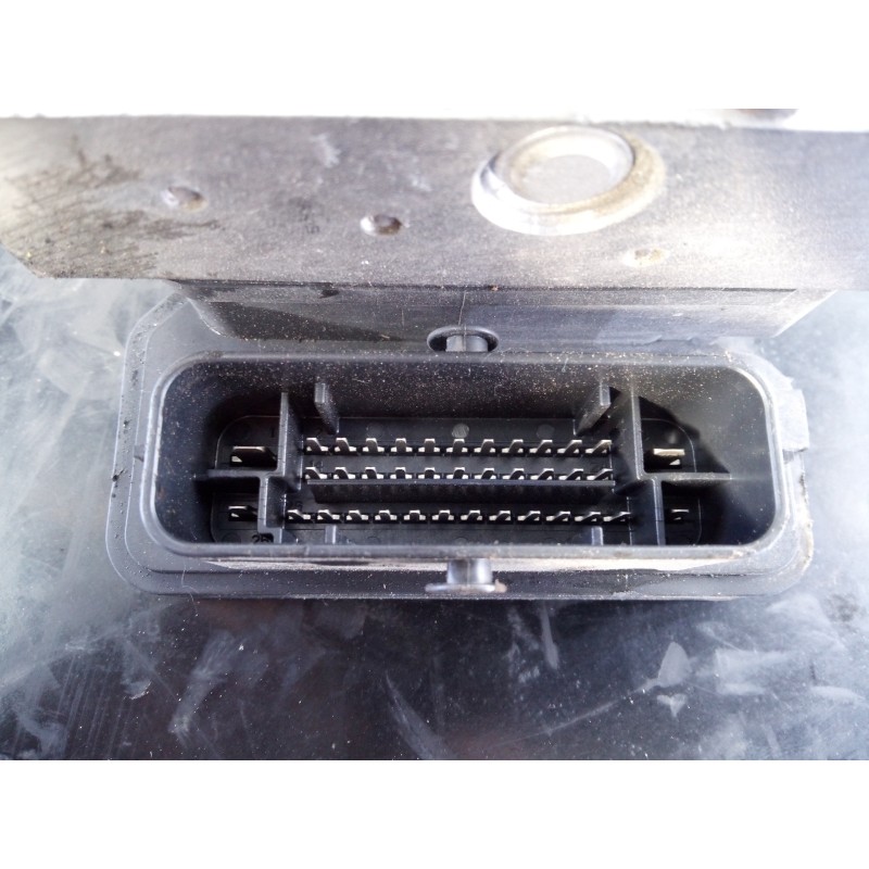 Recambio de abs para dacia sandero stepway ambiance referencia OEM IAM 476601203R 2265106516 P3-B8-28-3