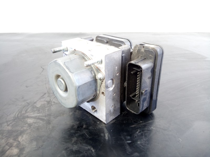 Recambio de abs para dacia sandero stepway ambiance referencia OEM IAM 476601203R 2265106516 P3-B8-28-3