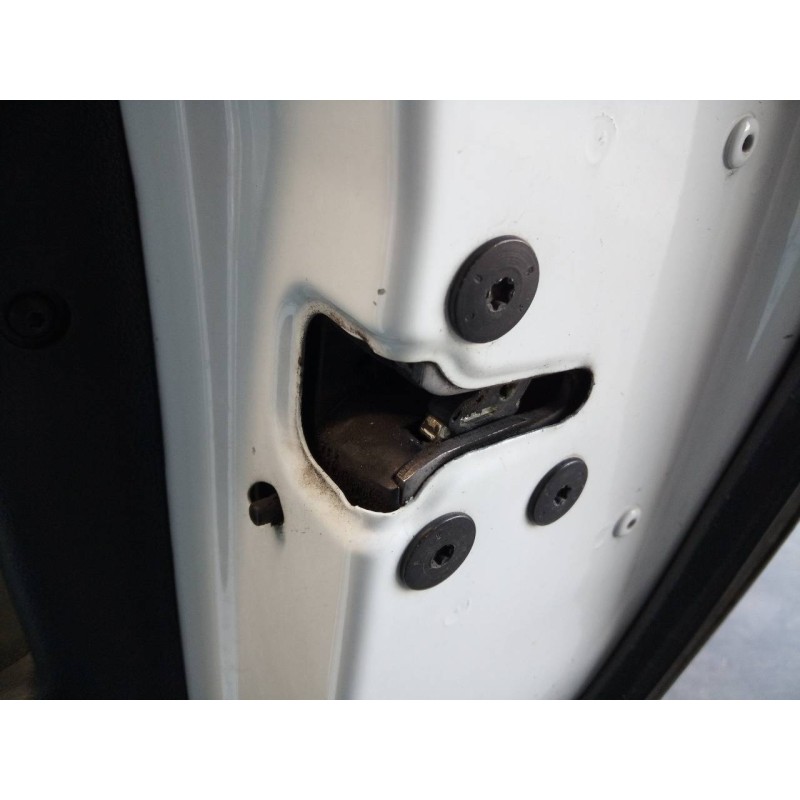 Recambio de cerradura puerta trasera derecha para renault megane iii berlina 5 p limited referencia OEM IAM   