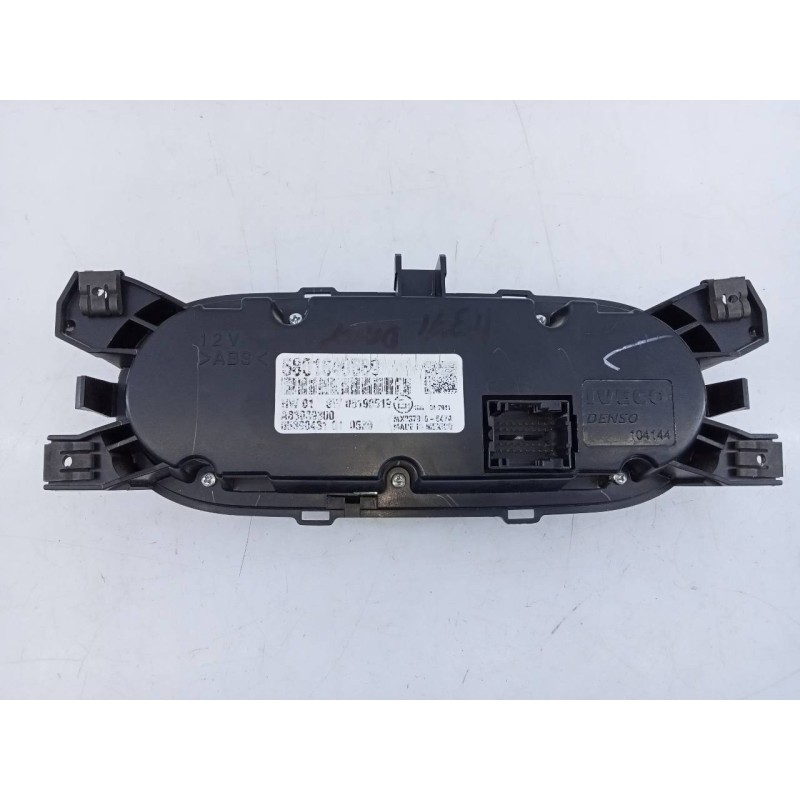 Recambio de mando climatizador para iveco daily furgón fg h2 33 s ... v batalla 3520 referencia OEM IAM 5801640589  E3-B6-42-2
