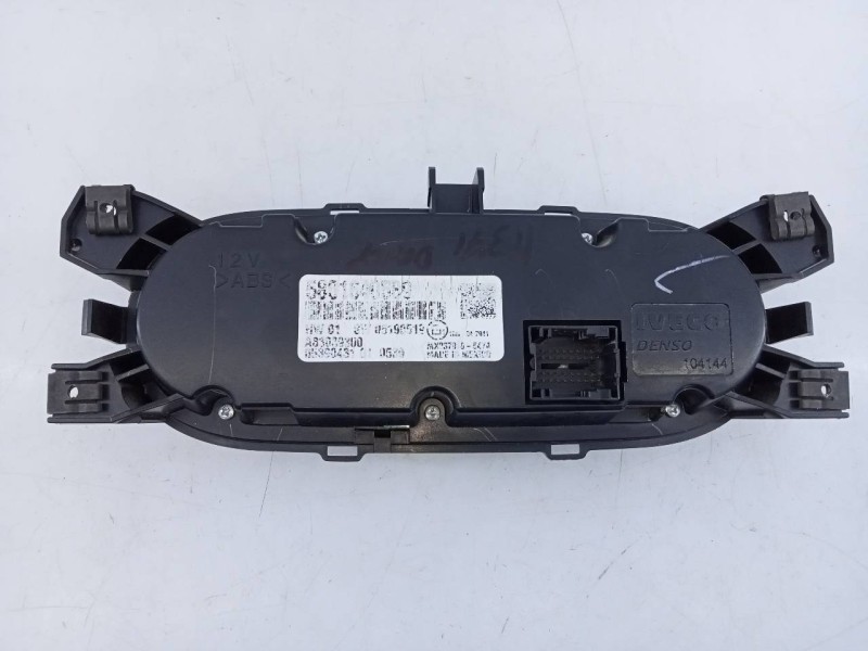 Recambio de mando climatizador para iveco daily furgón fg h2 33 s ... v batalla 3520 referencia OEM IAM 5801640589  E3-B6-42-2