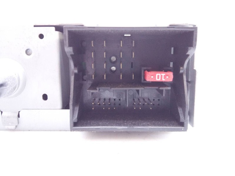 Recambio de sistema audio / radio cd para citroën c4 lim. business referencia OEM IAM 9666994780  E3-B2-39-3