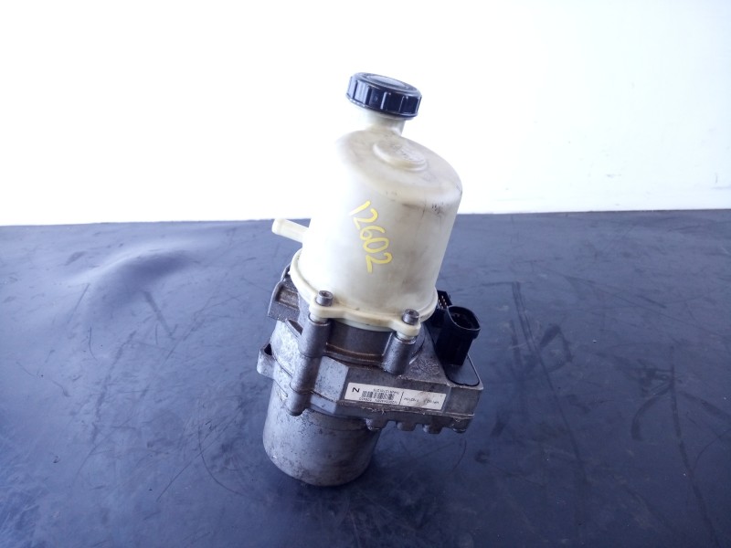 Recambio de bomba direccion para dacia duster laureate 4x2 referencia OEM IAM 491107773R 017211K1 P3-B4-22-4