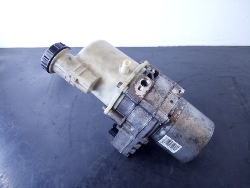 Recambio de bomba direccion para dacia duster laureate 4x2 referencia OEM IAM 491107773R 017211K1 P3-B4-22-4