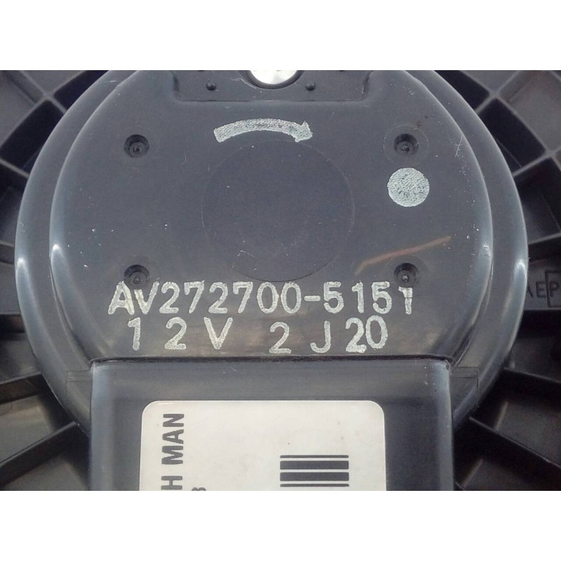 Recambio de ventilador calefaccion para toyota land cruiser (j15) gx referencia OEM IAM AV272700616Y  E2-B4-3-2