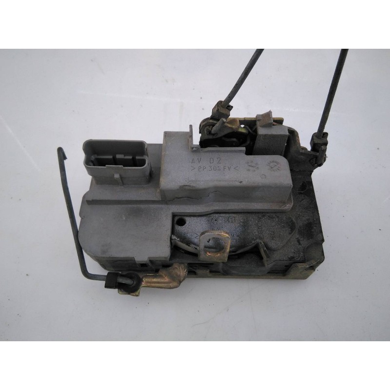 Recambio de cerradura puerta delantera derecha para peugeot 206 cc cc referencia OEM IAM   