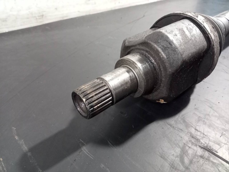 Recambio de transmision delantera izquierda para peugeot 5008 allure referencia OEM IAM 9684135380  P1-B6-14