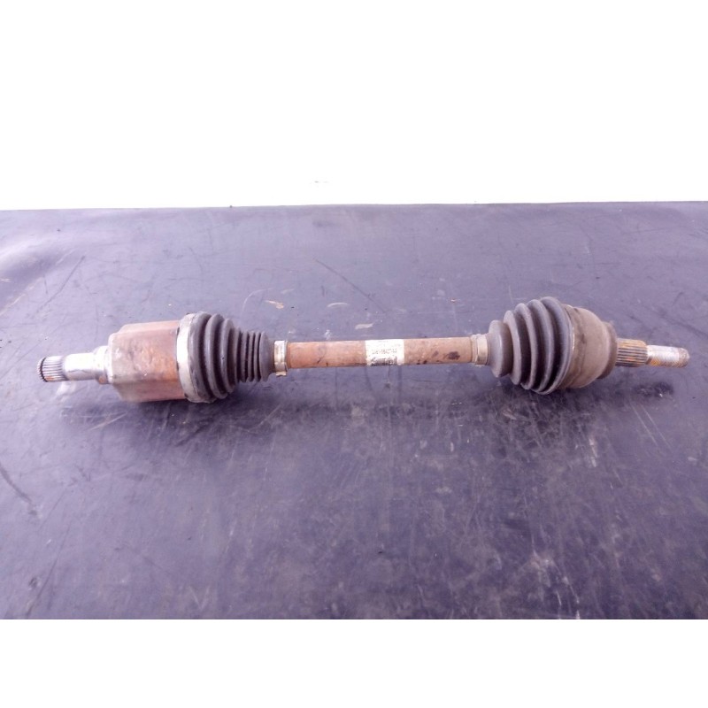 Recambio de transmision delantera izquierda para ford kuga (cbs) titanium referencia OEM IAM GV613B437AA  P1-A6-32