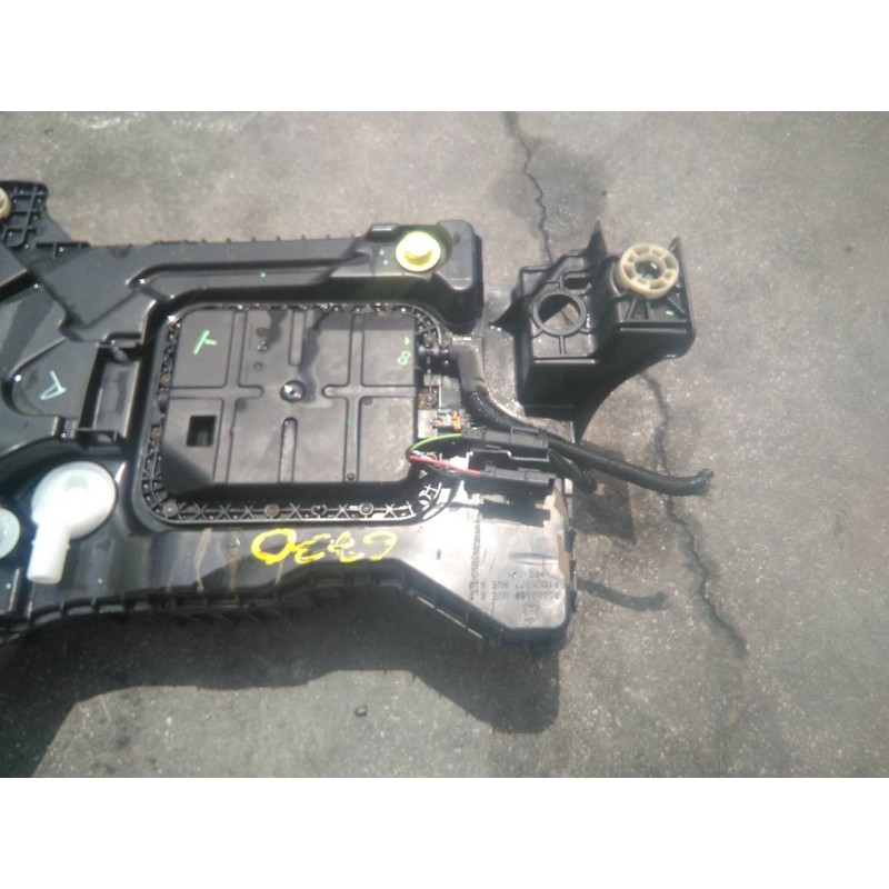 Recambio de adblue para opel grandland x excellence referencia OEM IAM P1002559 P1001677 P1-B5-16