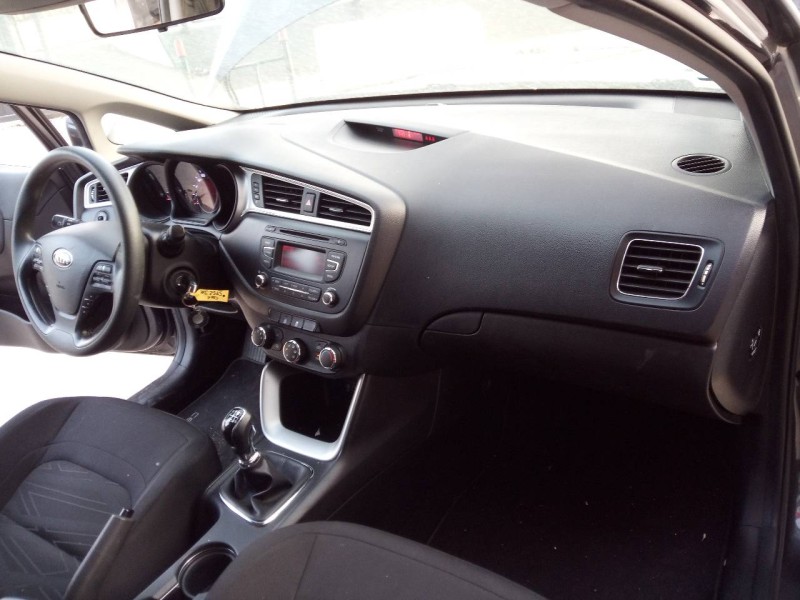 Recambio de kit airbag para kia cee´d drive referencia OEM IAM 95910A2750  