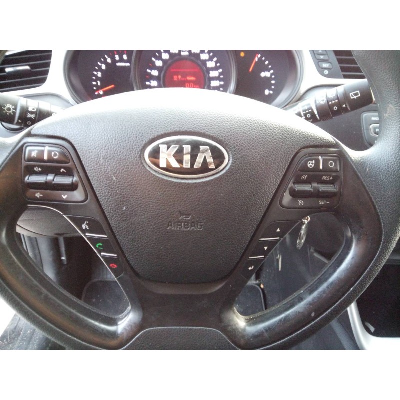 Recambio de kit airbag para kia cee´d drive referencia OEM IAM 95910A2750  