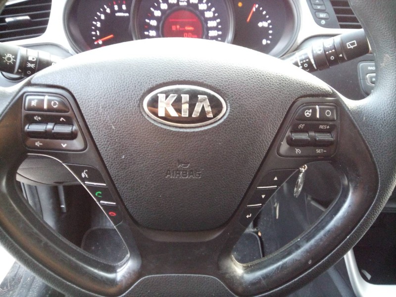 Recambio de kit airbag para kia cee´d drive referencia OEM IAM 95910A2750  