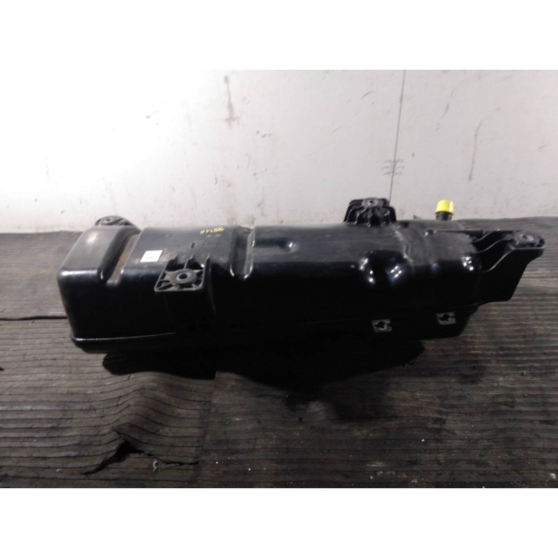 Recambio de adblue para land rover range rover evoque evoque se referencia OEM IAM K8D25J228AB  P1-B5-16