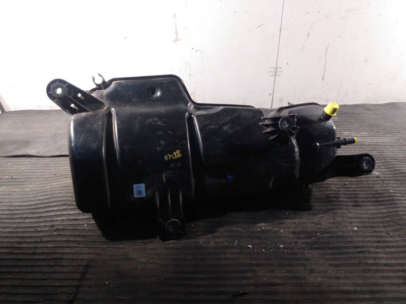 Recambio de adblue para land rover range rover evoque evoque se referencia OEM IAM K8D25J228AB  P1-B5-16