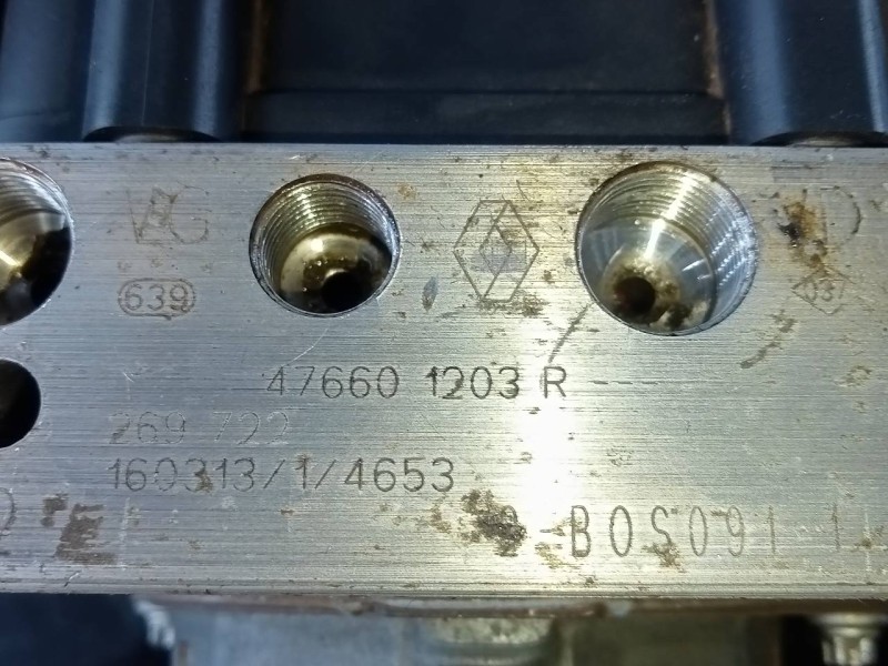 Recambio de abs para dacia sandero stepway referencia OEM IAM 476601203R 0265255794 P3-B8-28-4