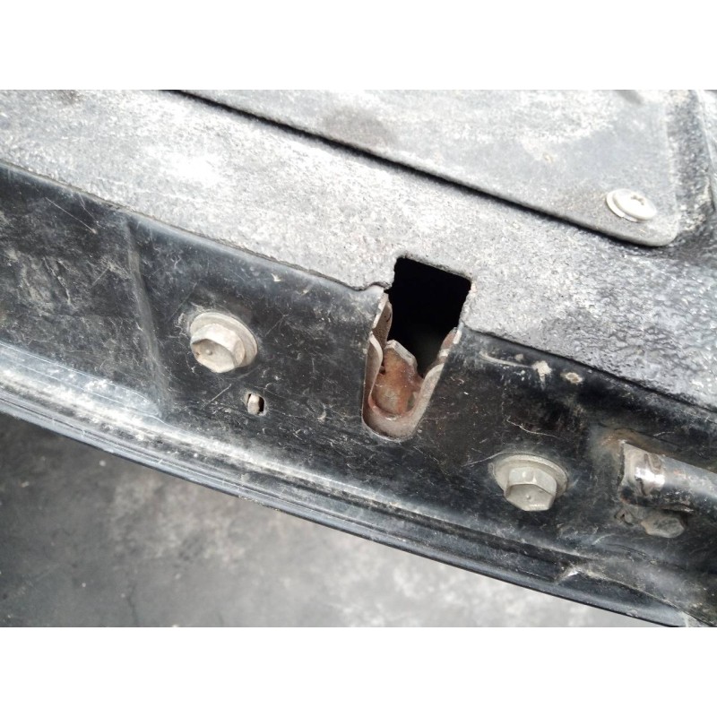 Recambio de cerradura maletero / porton para toyota hilux (kun) double cab 4x4 referencia OEM IAM   