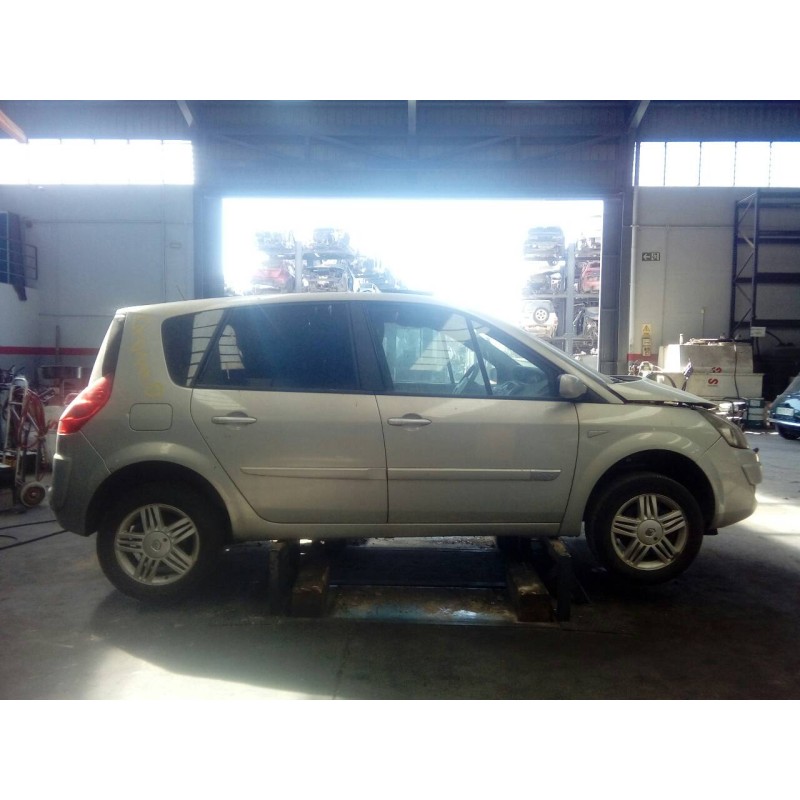 renault scenic ii del año 2003