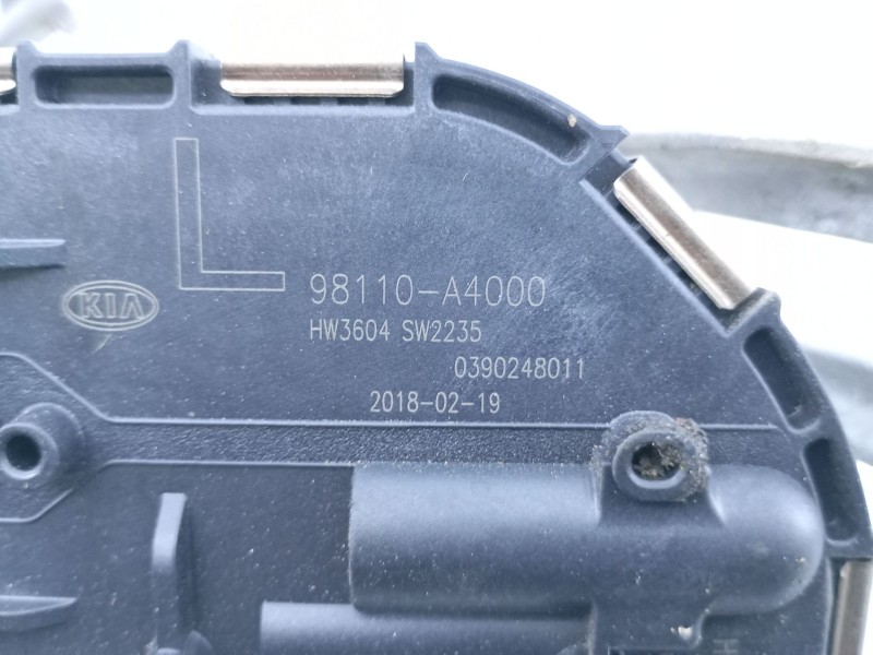 Recambio de motor limpia delantero para kia carens ( ) concep referencia OEM IAM 98110A4000  