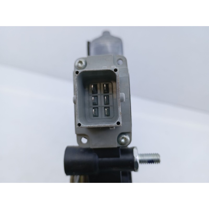 Recambio de elevalunas delantero derecho para fiat doblo ii (152) emotion referencia OEM IAM 51810879  