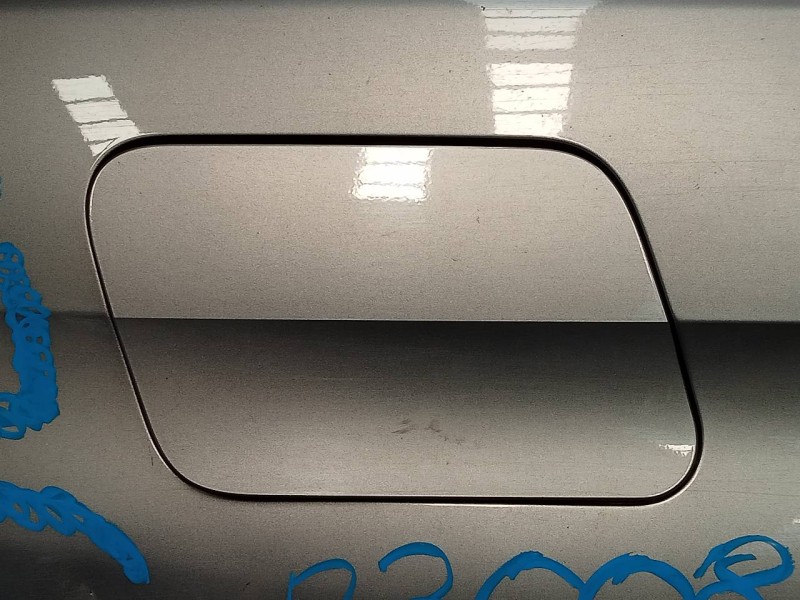 Recambio de tapa exterior combustible para peugeot 3008 suv referencia OEM IAM   