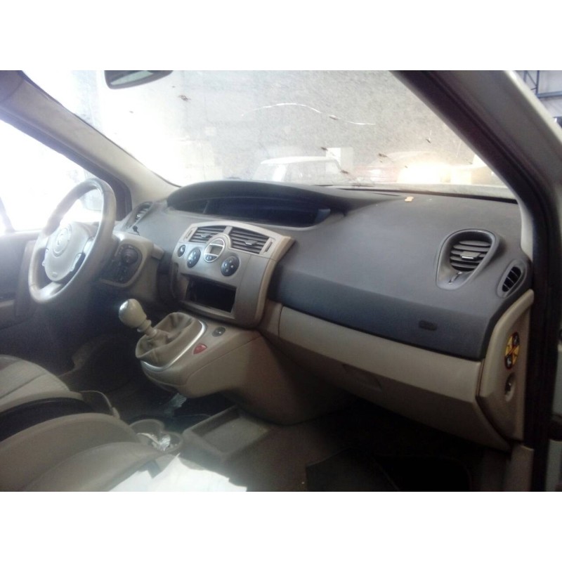 renault scenic ii del año 2003