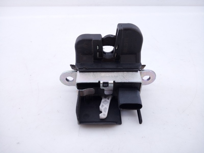 Recambio de cerradura maletero / porton para volkswagen golf vii lim. (bq1) sport referencia OEM IAM 5G6827505B  E1-A5-43-2