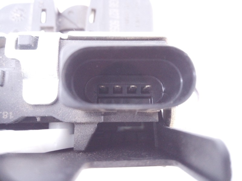 Recambio de cerradura maletero / porton para volkswagen golf vii lim. (bq1) sport referencia OEM IAM 5G6827505B  E1-A5-43-2