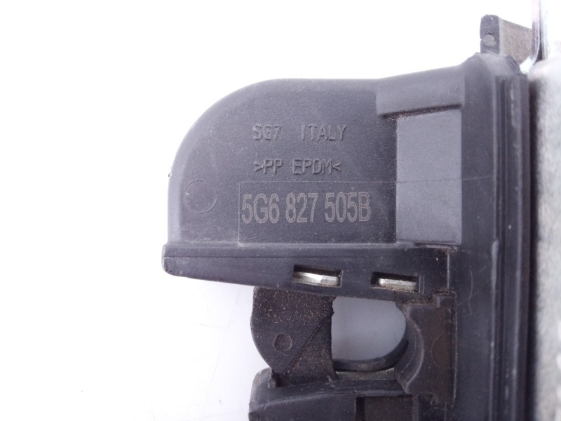 Recambio de cerradura maletero / porton para volkswagen golf vii lim. (bq1) sport referencia OEM IAM 5G6827505B  E1-A5-43-2