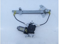 ELEVALUNAS TRASERO DERECHO 402190A E2-A4-45-2