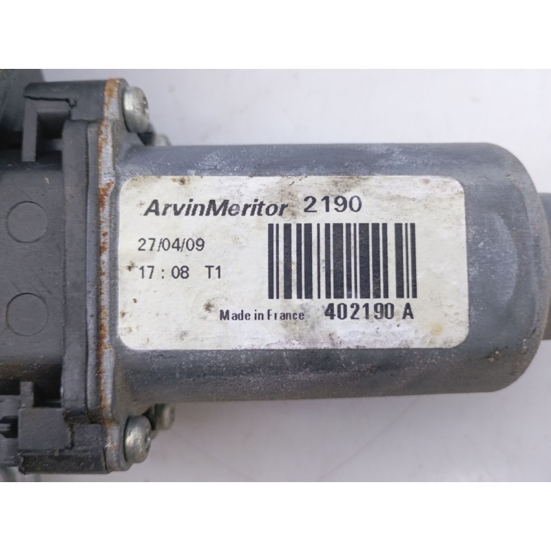 Recambio de elevalunas trasero derecho para nissan qashqai (j10) acenta referencia OEM IAM 402190A  