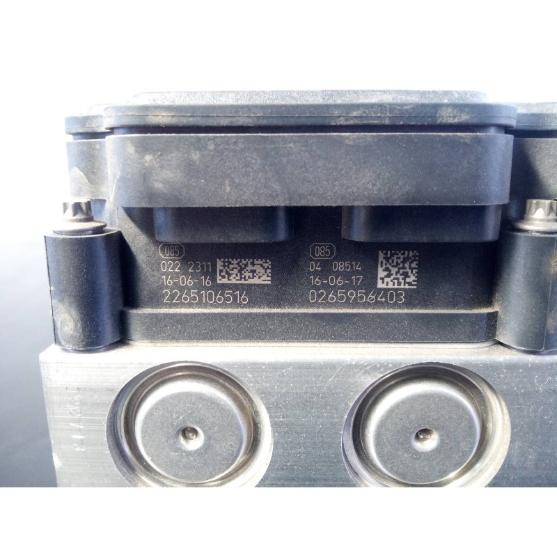 Recambio de abs para dacia sandero stepway referencia OEM IAM 476601203R 2265106516 P3-B8-24-2