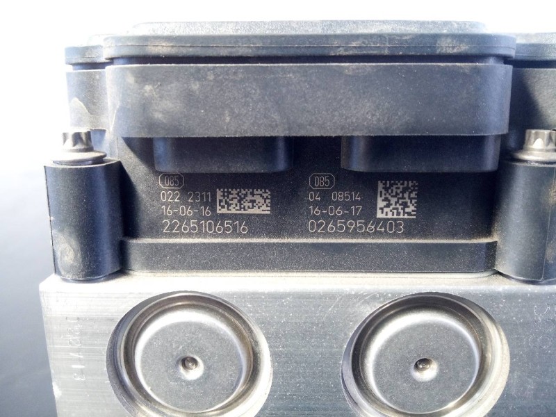 Recambio de abs para dacia sandero stepway referencia OEM IAM 476601203R 2265106516 P3-B8-24-2