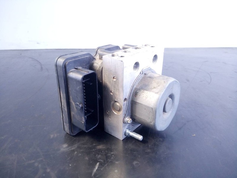 Recambio de abs para dacia sandero stepway referencia OEM IAM 476601203R 2265106516 P3-B8-24-2