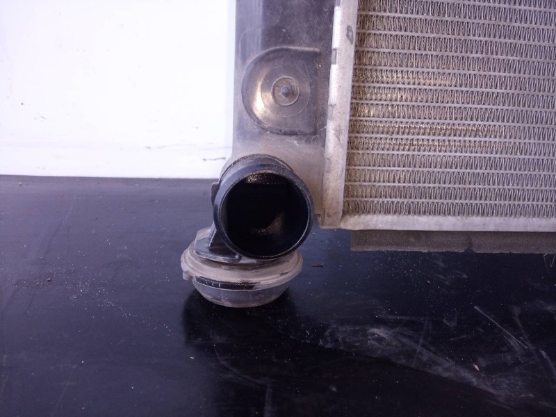 Recambio de radiador agua para kia sorento () concept referencia OEM IAM 25310D1XXX  P2-B6-2