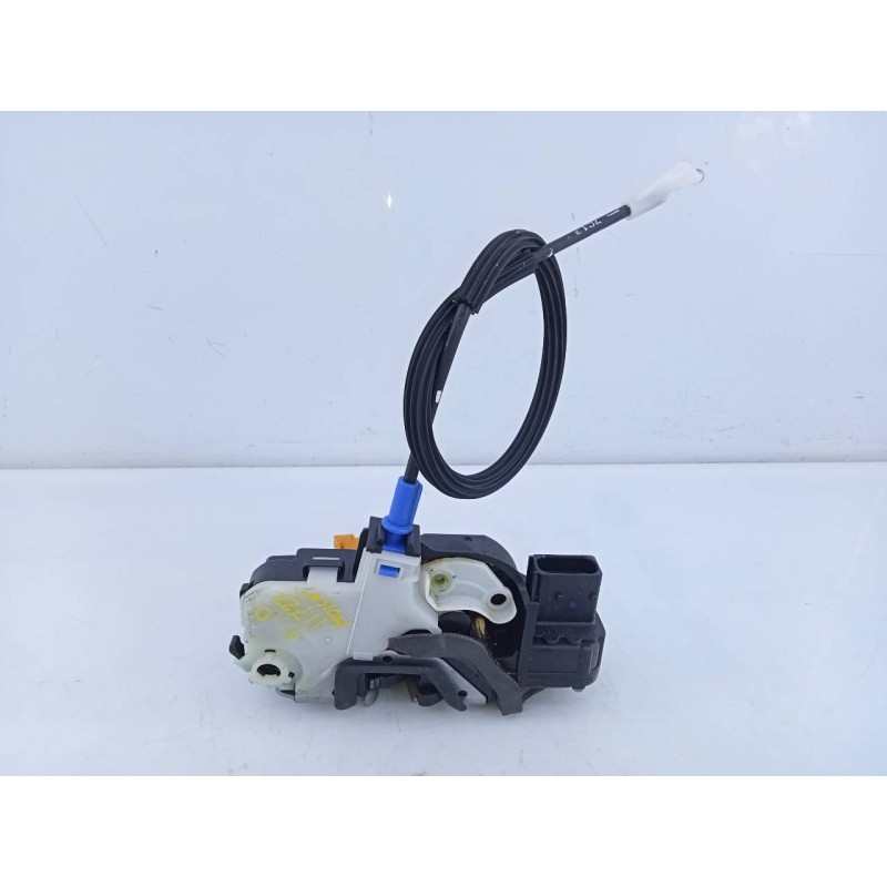 Recambio de cerradura puerta delantera derecha para opel mokka x excellence start/stop 4x4 referencia OEM IAM 136579523  E2-B6-6
