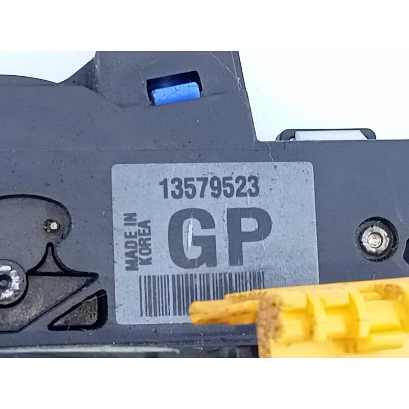 Recambio de cerradura puerta delantera derecha para opel mokka x excellence start/stop 4x4 referencia OEM IAM 136579523  E2-B6-6