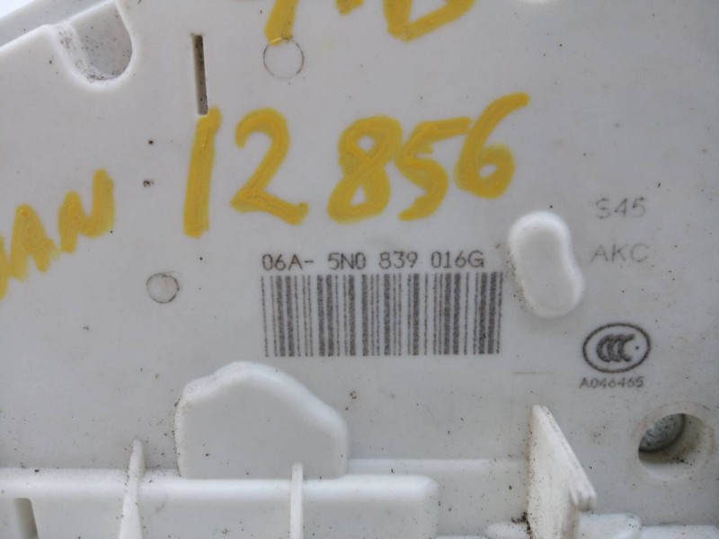 Recambio de cerradura puerta trasera derecha para volkswagen tiguan trendline plus referencia OEM IAM 5N0839016G  E1-A5-32-2