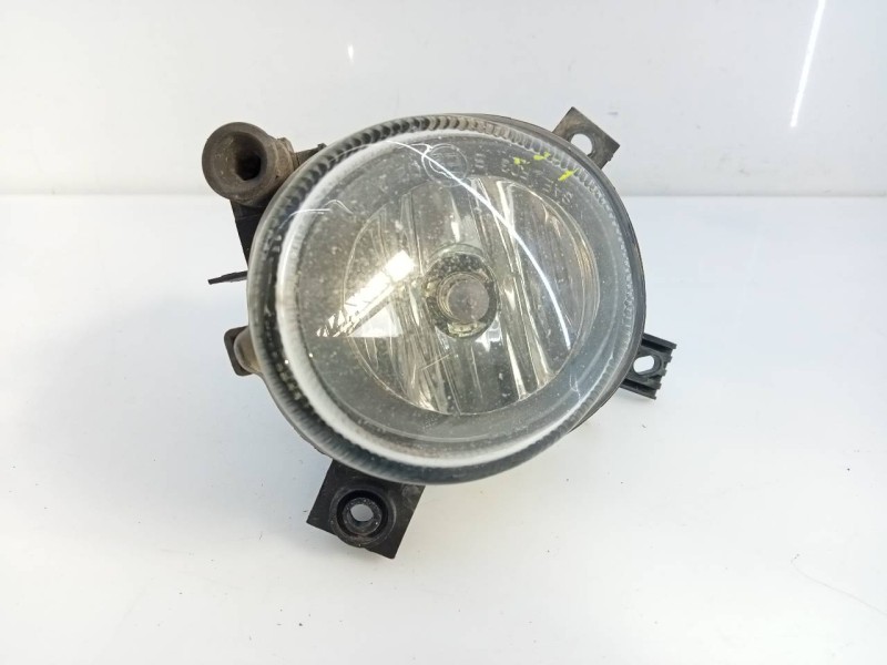Recambio de faro antiniebla derecho para audi a4 avant (8e) referencia OEM IAM 8E0941700C  E1-B6-55-2