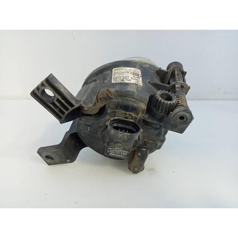 Recambio de faro antiniebla derecho para audi a4 avant (8e) referencia OEM IAM 8E0941700C  E1-B6-55-2