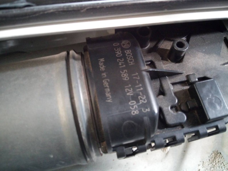 Recambio de motor limpia delantero para citroën c3 live referencia OEM IAM 0390241589  