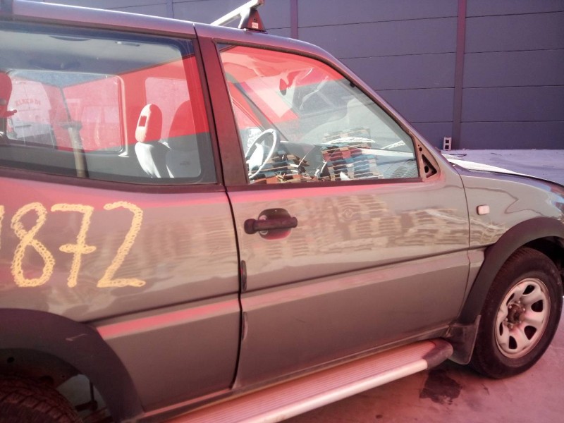 Recambio de puerta delantera derecha para nissan terrano/terrano.ii (r20) aventura referencia OEM IAM   