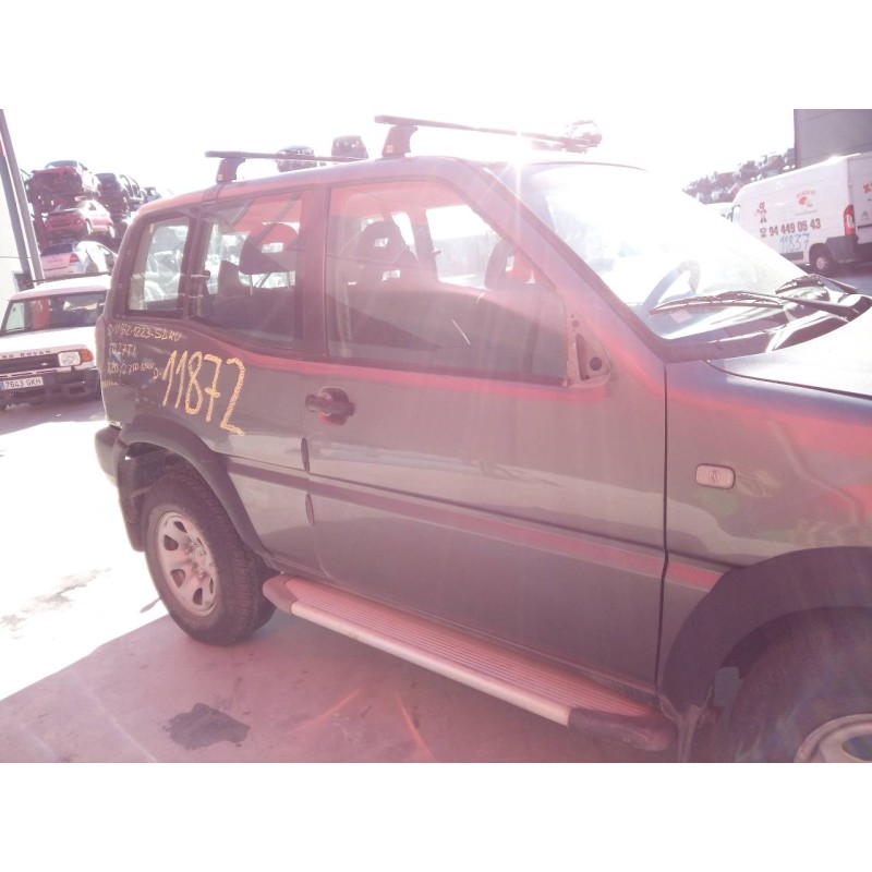 Recambio de puerta delantera derecha para nissan terrano/terrano.ii (r20) aventura referencia OEM IAM   