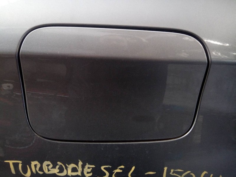 Recambio de tapa exterior combustible para bmw serie 2 active tourer (f45) 218d luxury line referencia OEM IAM   