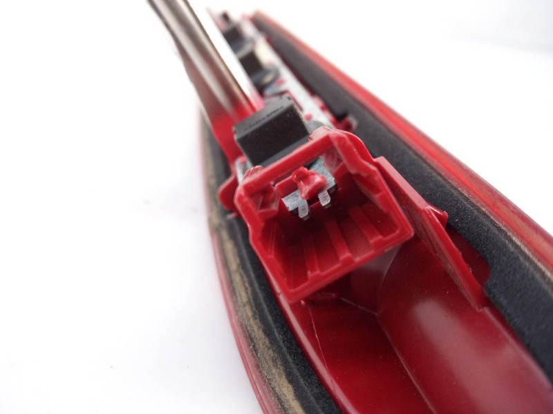 Recambio de luz central de freno para peugeot 208 active referencia OEM IAM   E1-A4-35-1